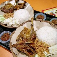 Menu Paket Puyuh Kremes (+Nasi + Es Teh Tawar Refill) Ayam Bebek Mafia